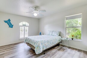 North Port Home w/ Lanai & Pool - 8 Mi to Beach!