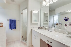 North Port Home w/ Lanai & Pool - 8 Mi to Beach!