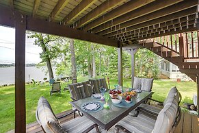 Michigan Lakefront Retreat w/ Kayaks & 2 Decks