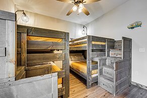 Branson Cabin w/ Pool Access & Private Boat Slip!