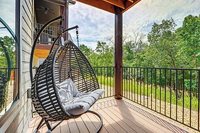 Branson Cabin w/ Pool Access & Private Boat Slip!