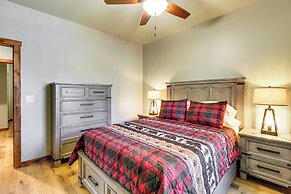 Fire Pit + Deck: Airy Cabin Near Pinetop Lakes