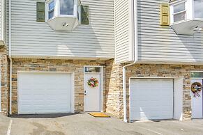 Chic Morgantown Vacation Rental - 2 Mi to Wvu!