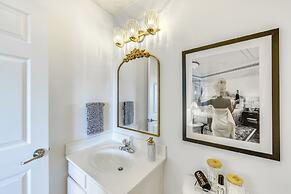 Chic Morgantown Vacation Rental - 2 Mi to Wvu!