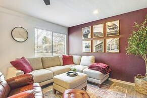 Convenient Bryan Townhome w/ Patio < 3 Mi to A&m!