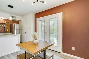 Convenient Bryan Townhome w/ Patio < 3 Mi to A&m!