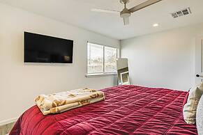 Convenient Bryan Townhome w/ Patio < 3 Mi to A&m!