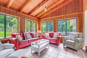 Alpharetta Home w/ Patio & Yard ~ 3 Mi to Downtown