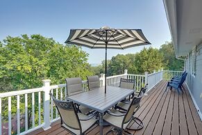 Family-friendly Lakeview Cottage w/ Deck & View