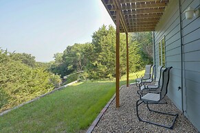 Family-friendly Lakeview Cottage w/ Deck & View