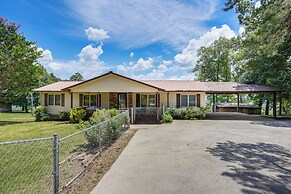 Serene Trenton Home w/ Pool & Mountain Views!