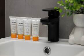 Beige Apartment Near Center by Renters