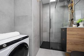 Beige Apartment Near Center by Renters