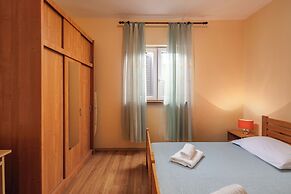 Countryside Apartment Giani