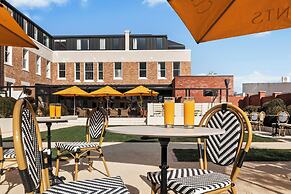 The Clements Hotel