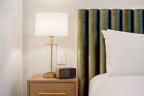 The Clements Hotel