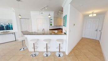 Oceania 807 3 Bedroom Condo by RedAwning