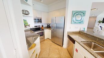Oceania 807 3 Bedroom Condo by RedAwning