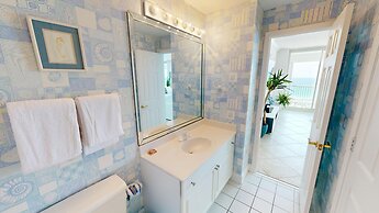 Oceania 807 3 Bedroom Condo by RedAwning