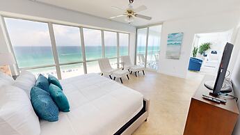 Oceania 807 3 Bedroom Condo by RedAwning