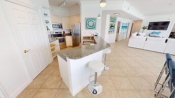 Oceania 807 3 Bedroom Condo by RedAwning