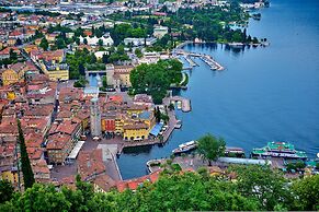 Appartamento Centro Storico Riva 2