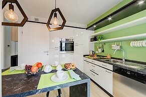 Balcone Sui Tigli Few Min From The Lake