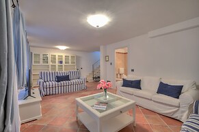 Borgo Belvedere Apartment With Lake View