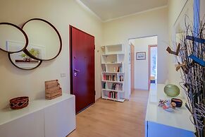 Alel Classy And Chic Apartment