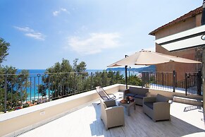 Serena 2 in Alassio With 2 Bedrooms and 2 Bathrooms