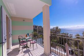 Serena 2 in Alassio With 2 Bedrooms and 2 Bathrooms