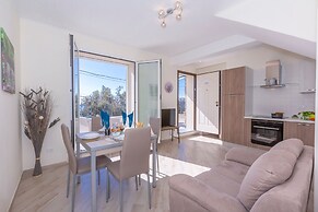 Serena 2 in Alassio With 2 Bedrooms and 2 Bathrooms