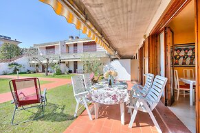 Cinzia Apartment Front Beach