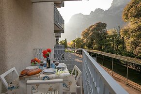 Riva Lago e Spiaggia Apartment 3