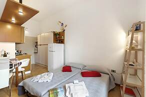 Lake View Historical Center Apartment