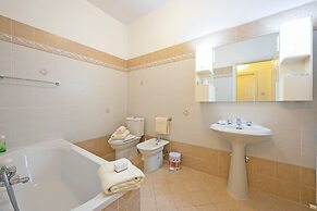 Casa Angela Lake View