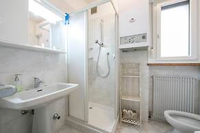 Lake View Dom-us Apartment