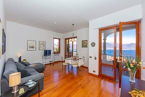 La Rosa Dei Venti Lake View