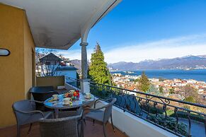 La Rosa Dei Venti Lake View