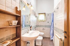 Myrtle apt With Shared Pool