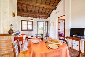 Myrtle apt With Shared Pool