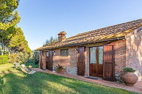 Mustard apt With Shared Pool