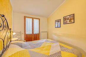 Mustard apt With Shared Pool