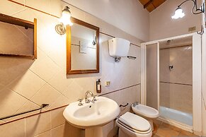 Sunflower apt With Shared Pool Family fun