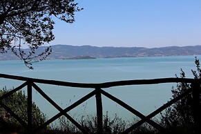 Rosehip apt With Shared Pool