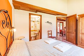 Hawthorn apt With Shared Pool Family fun