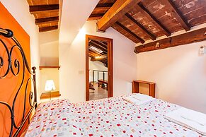 Hawthorn apt With Shared Pool Family fun