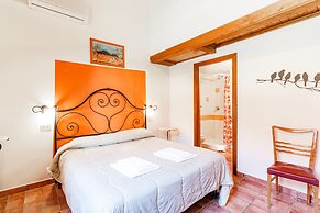 Hawthorn apt With Shared Pool Family fun