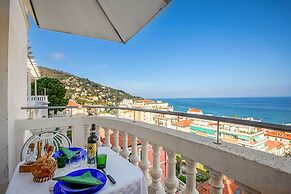 La Vie Enchanting Sea View