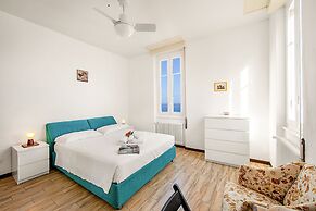 La Vie Enchanting Sea View